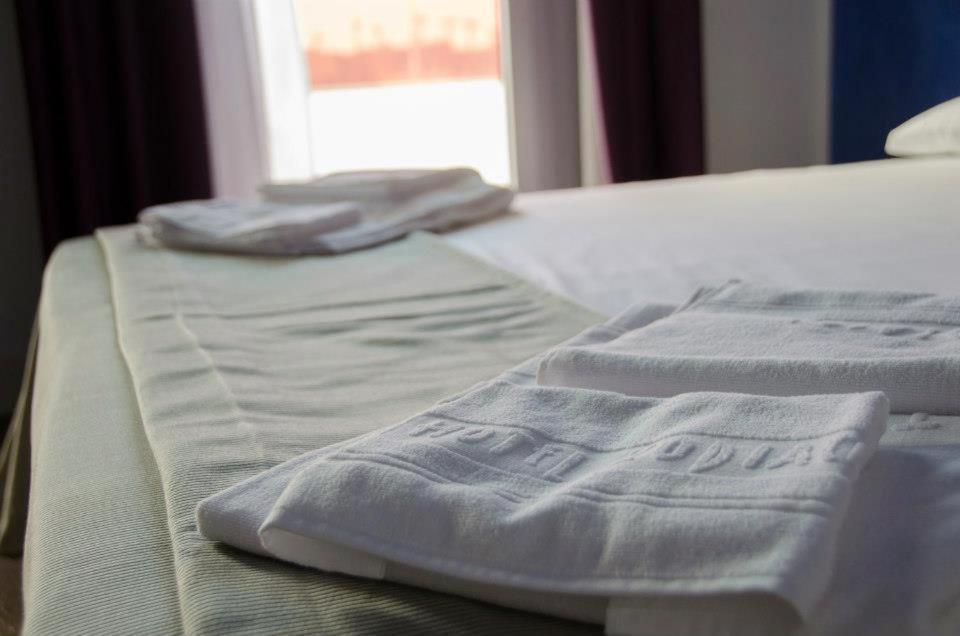 Hotel Zodiaco Порто Чезарео Екстериор снимка