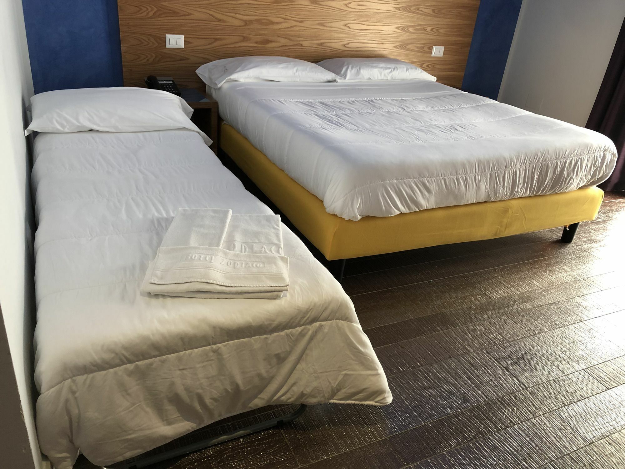 Hotel Zodiaco Порто Чезарео Екстериор снимка
